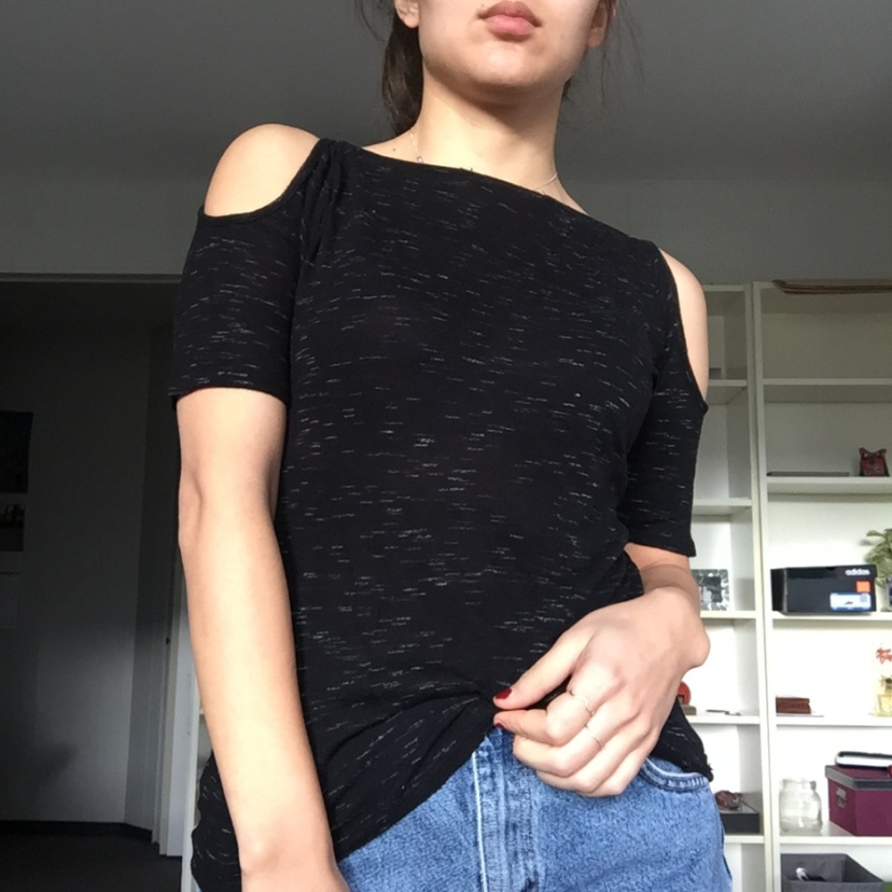 Black Shoulderless Top - Picture 2 of 2